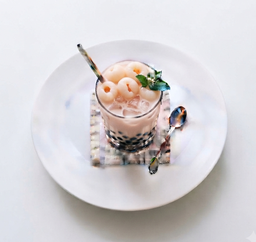 Lychee Milk Tea 